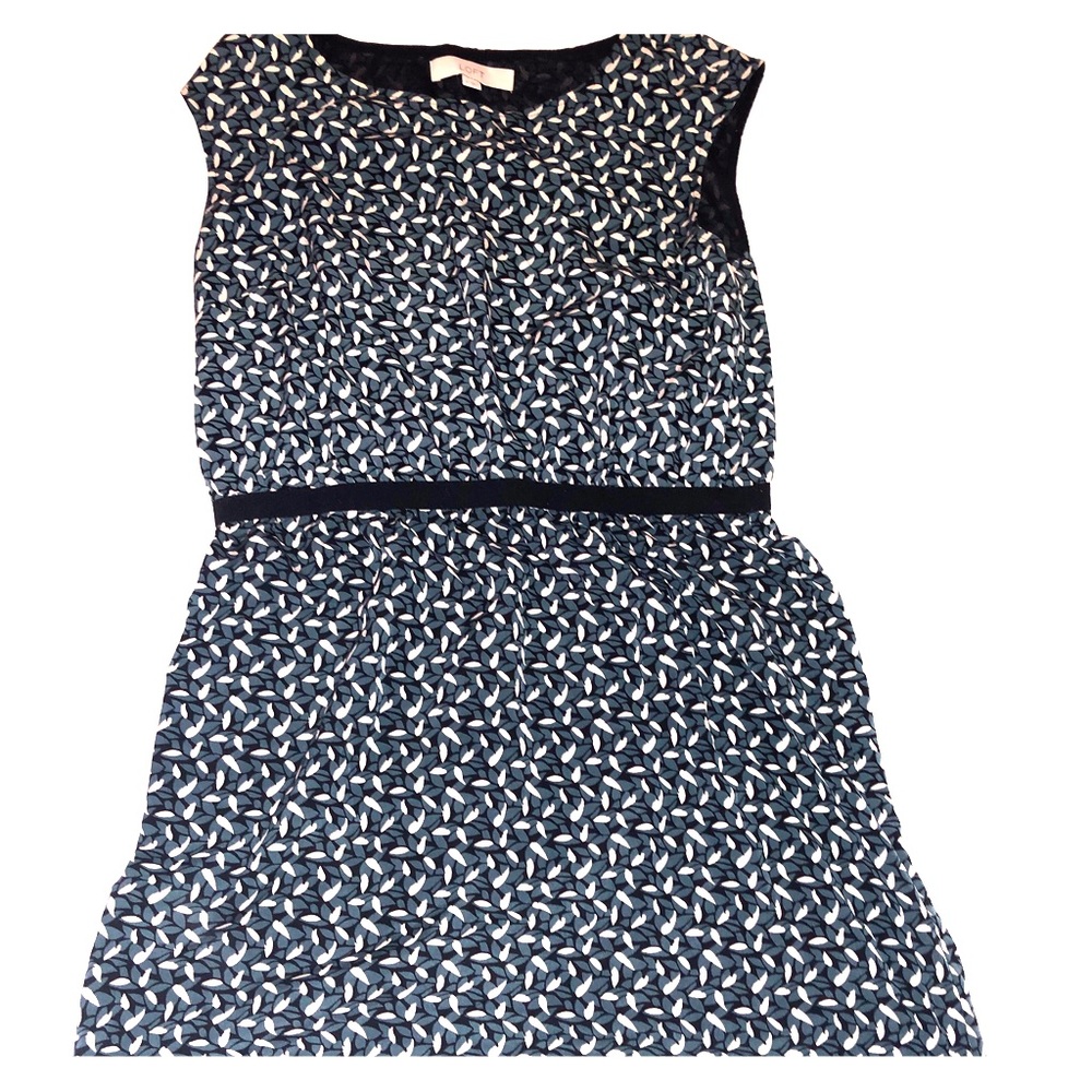 Open Shoulder Flowy fall mid length dress